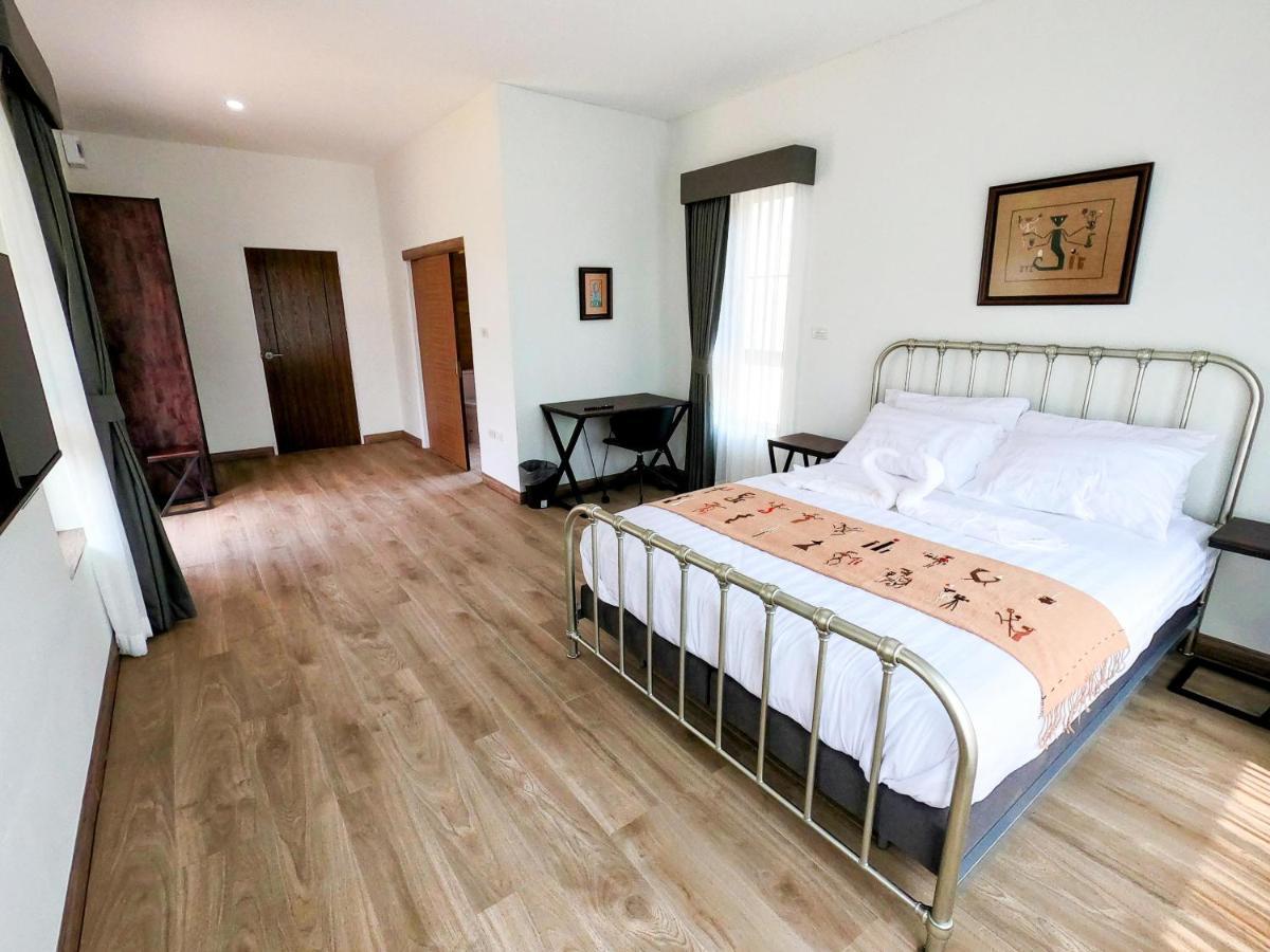 Isan Golf & Adventure Hotel Udon Thani Ngoại thất bức ảnh