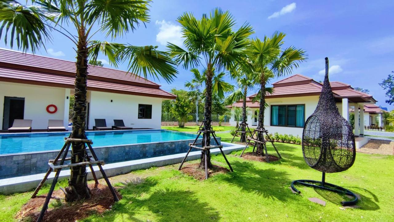 Isan Golf & Adventure Hotel Udon Thani Ngoại thất bức ảnh